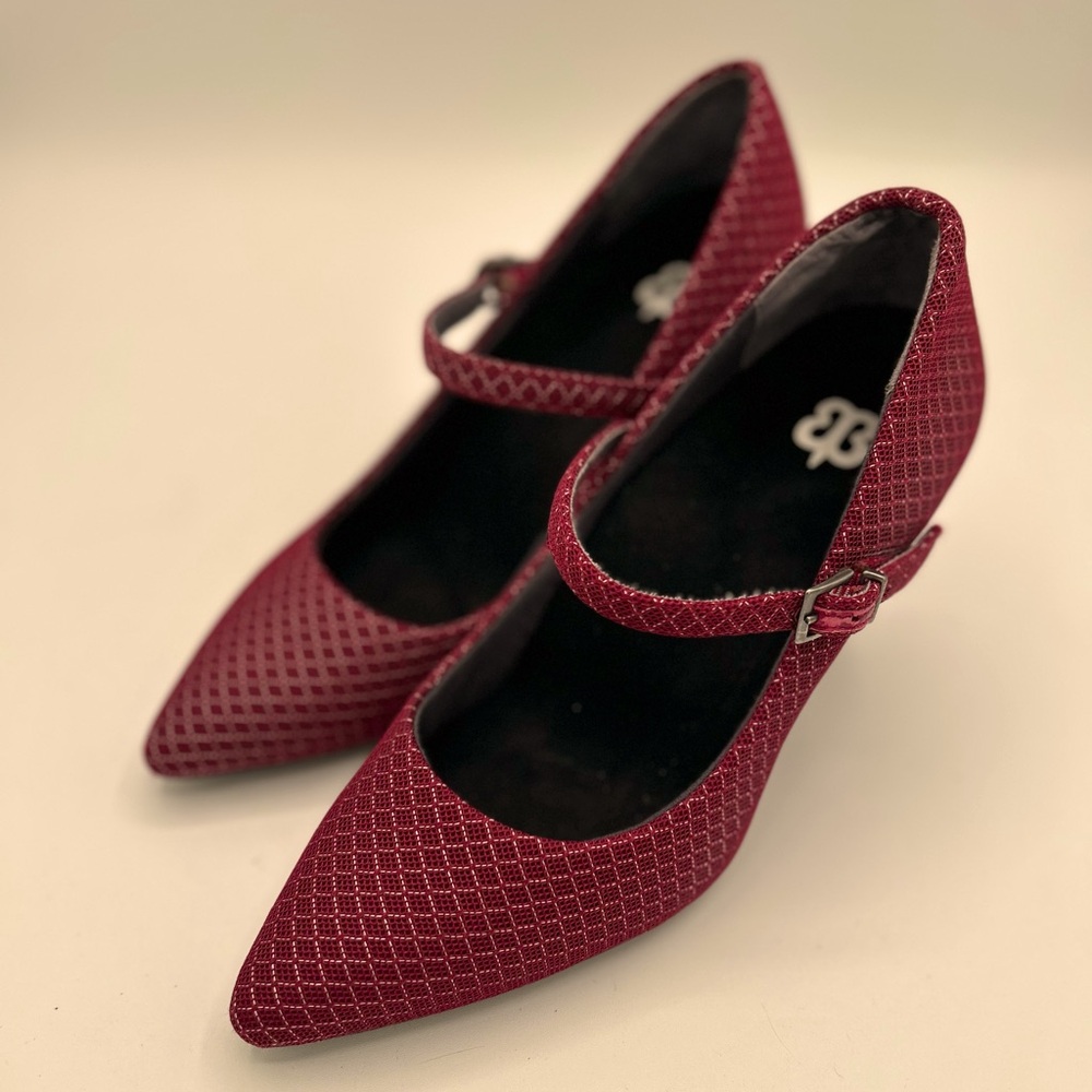 NEW Betabrand Mile Marker 7 Maroon/Pink Textured Fabric Mary Jane Heel Cushioned